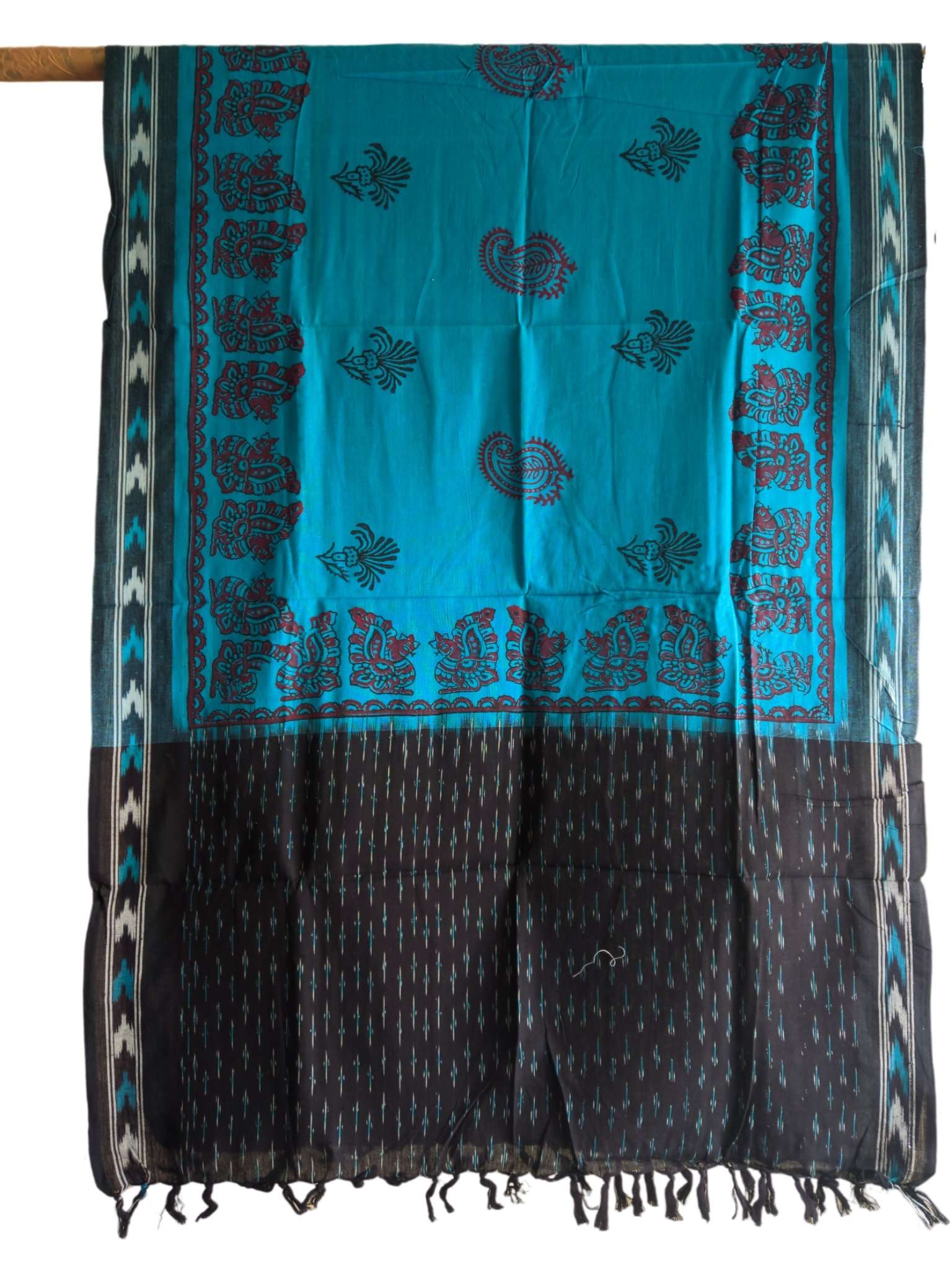 2024/06/1000415335.jpg IKAT HANDLOOM COTTON DUPPATA WITH BLOCK PRINT 2.5 MEERS Copy - Image 1