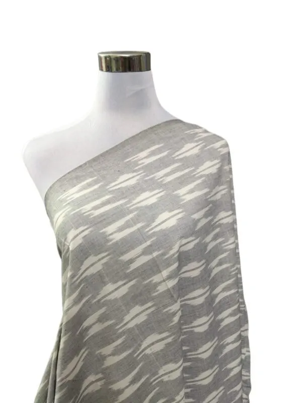 2/60 IKAT HANDLOOM COTTON FABRIC 45 INCH WIDTH