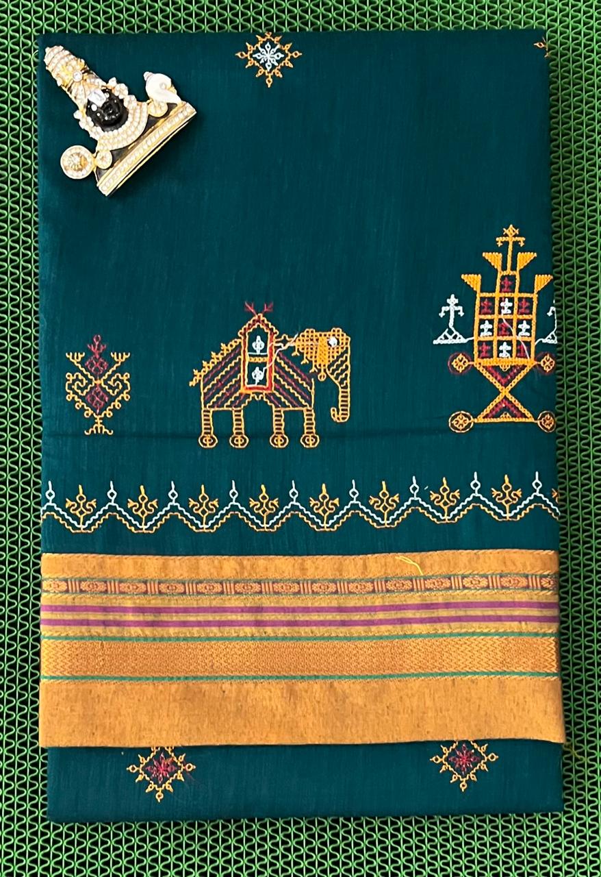 KASUTI SAREES Beautifully designed Kasuti saree with matching blouse and intricate embroidery