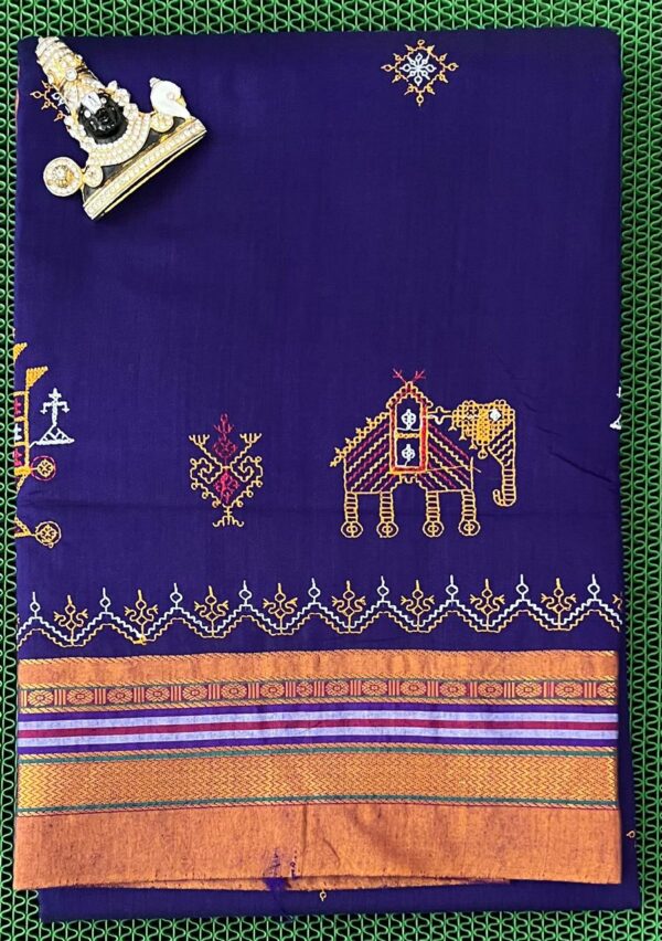 Kasuti saree with heritage-inspired patterns and matching running blouse