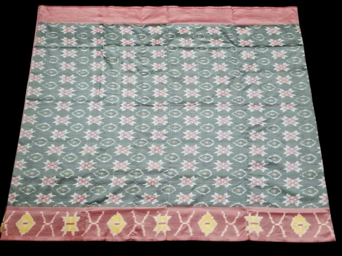 Pochampally Saree in Semi Silk Fabric with Blouse Piece