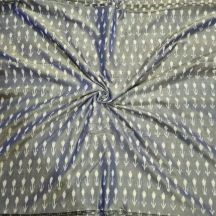 Handloom weaving of pure cotton fabric using traditional techniques