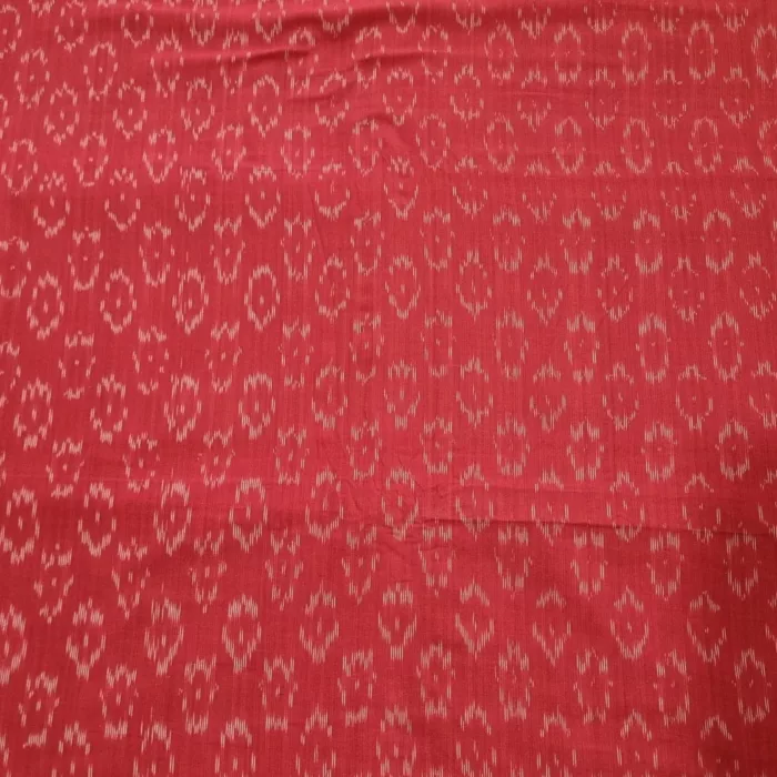 Lightweight cotton fabric for stylish outfits