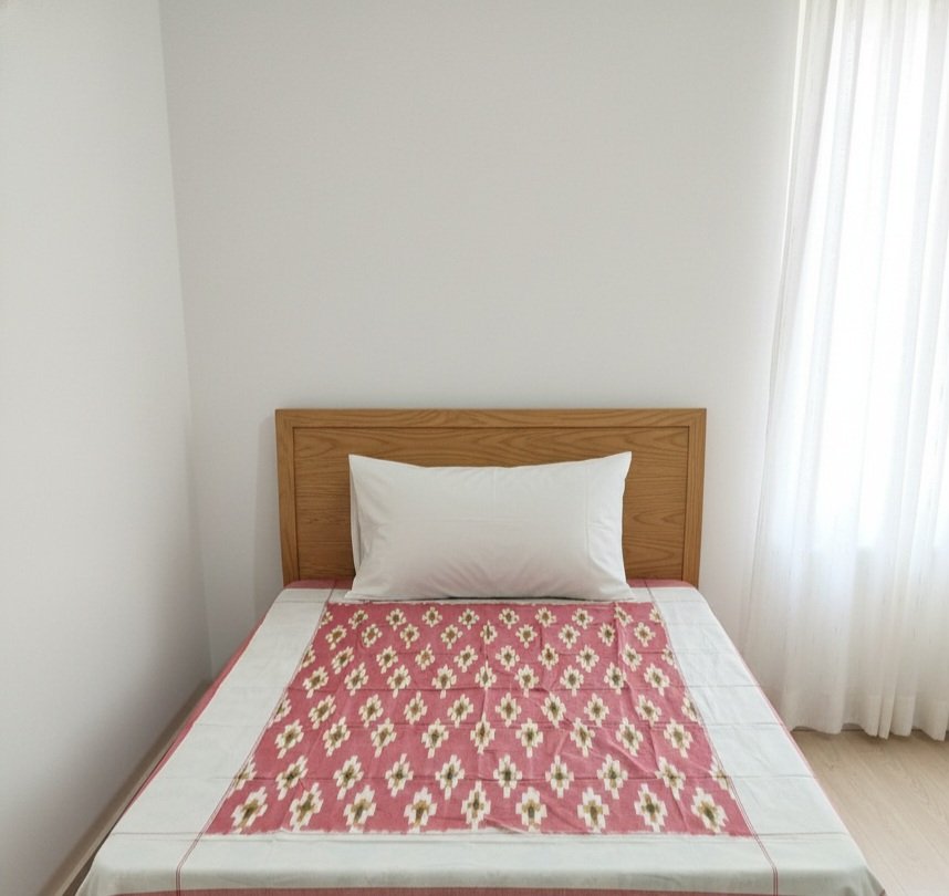 2025/10/1000399502.jpg Handloom Bedsheet Single Cot 5 by 7 Feets - Image 1