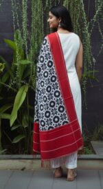 THELIYA RUMAL DOUBLE IKAT DUPPATA - Image 2